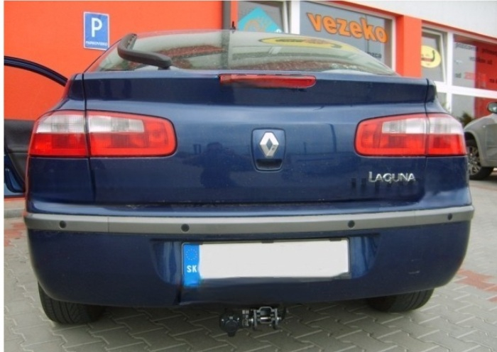 Carlig remorcare Renault Laguna 5 usi 2001 - 2007 demontabil automat cu maneta marca Autohak [7]