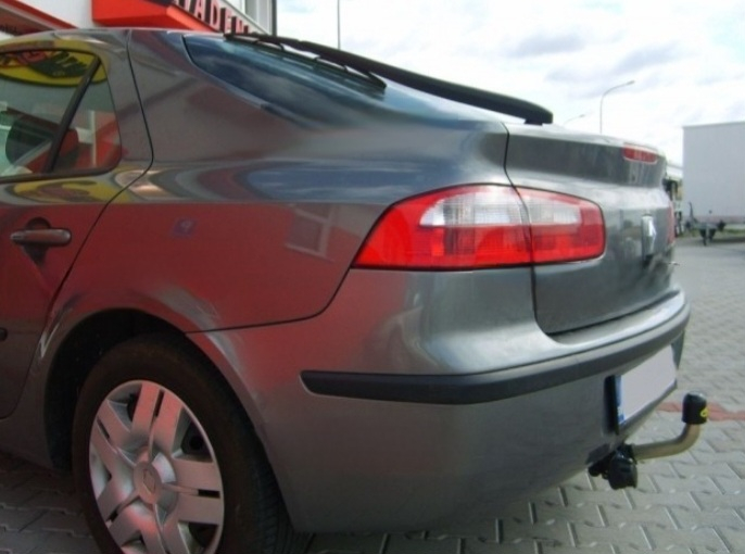 Carlig remorcare Renault Laguna 5 usi 2001 - 2007 demontabil automat cu maneta marca Autohak [10]