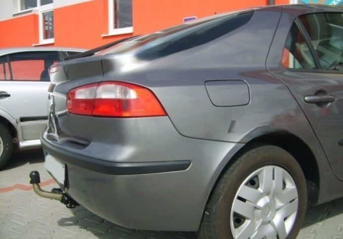 Carlig remorcare Renault Laguna 5 usi 2001 - 2007 demontabil automat cu maneta marca Autohak [8]
