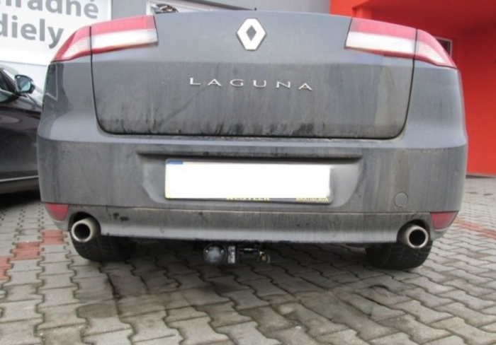 Carlig remorcare Renault Laguna 5 usi dupa 2007 demontabil automat cu maneta marca Autohak [5]