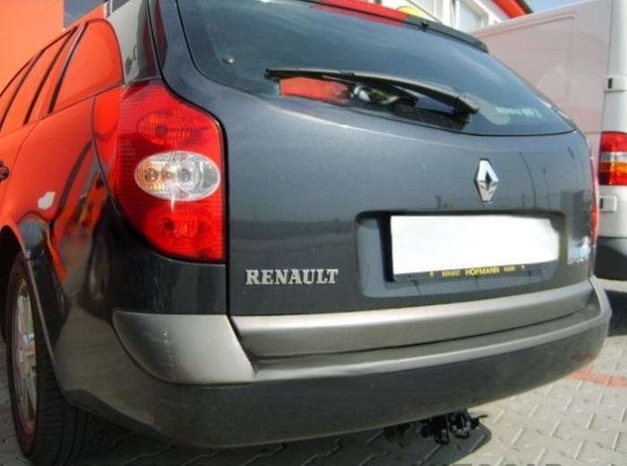Carlig remorcare Renault Laguna combi 2001 - 2007 demontabil automat cu maneta marca Autohak [3]