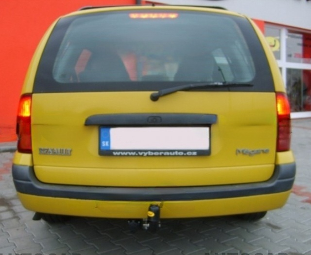 Carlig remorcare Renault Megane 1 combi 1999-2003 marca Autohak [3]