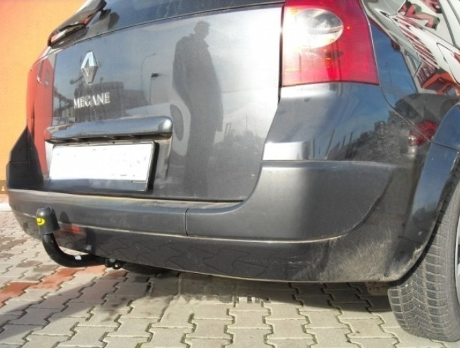 Carlig remorcare Renault Megane 2 combi 2003 - 2009 marca Autohak [3]