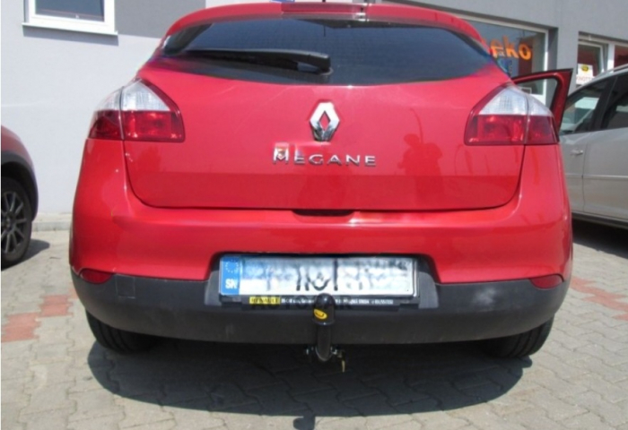 Carlig remorcare Renault Megane 3 htb 2009 - 2016 demontabil automat cu maneta marca Autohak [6]