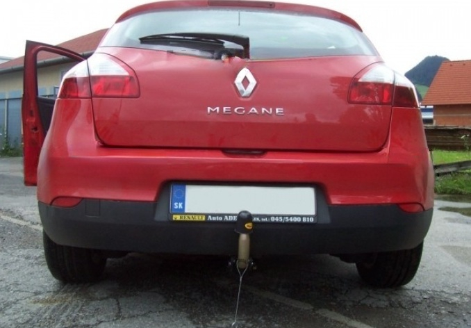 Carlig remorcare Renault Megane 3 htb 2009 - 2016 demontabil automat cu maneta marca Autohak [7]