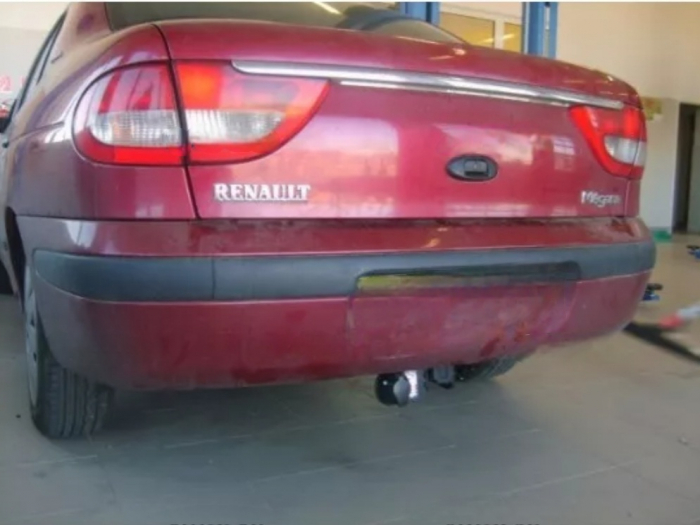 Carlig remorcare Renault Megane I Classic 4 usi 1996 - 2003 demontabil automat cu maneta [2]