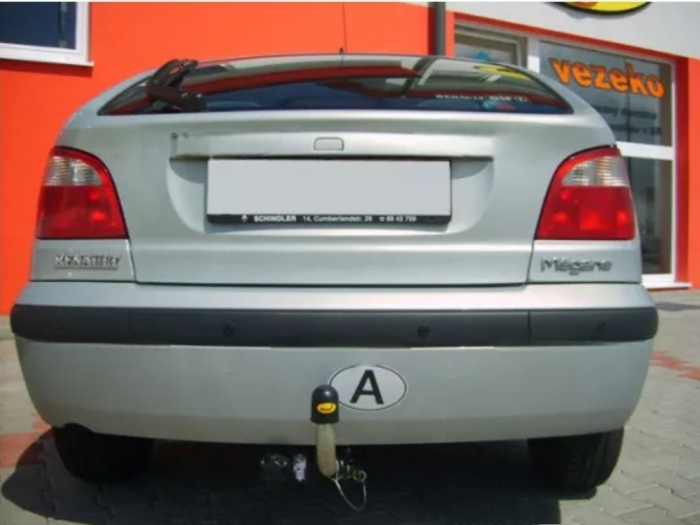 Carlig remorcare Renault Megane I htb 1999 - 2002 demontabil automat cu maneta [2]