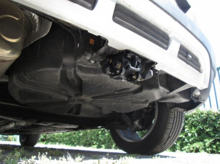 Carlig remorcare Renault Scenic 2009 - 2016 demontabil automat cu maneta marca Autohak [2]