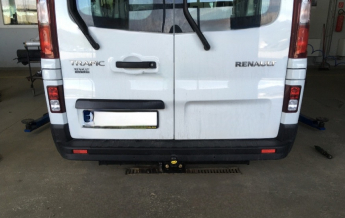 Carlig remorcare Renault Trafic fabricat dupa 2014 marca Autohak [6]