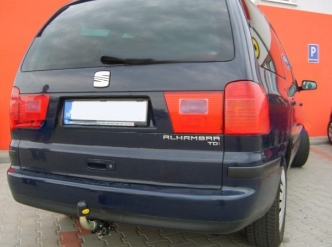 Carlig remorcare Seat Alhambra 2000 - 2010 demontabil automat cu maneta marca Autohak [2]