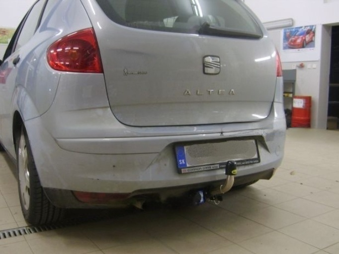 Carlig remorcare Seat Altea 5P1 si XL 2004 - 2015 demontabil automat cu maneta marca Autohak [9]