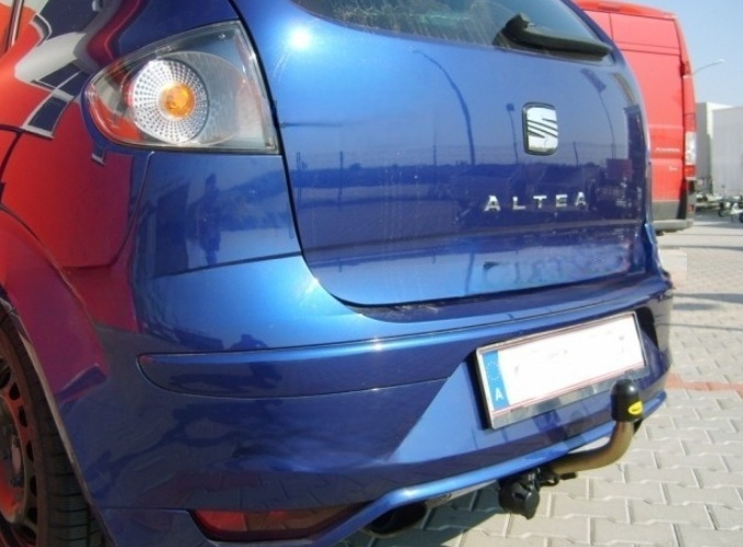Carlig remorcare Seat Altea 5P1 si XL 2004 - 2015 demontabil automat cu maneta marca Autohak [6]
