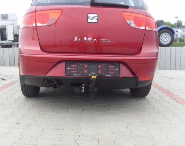 Carlig remorcare Seat Altea 5P1 si XL 2004 - 2015 demontabil automat vertical marca Autohak [11]