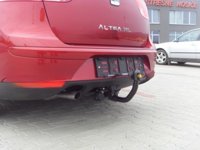 Carlig remorcare Seat Altea 5P1 si XL 2004 - 2015 demontabil automat vertical marca Autohak [12]