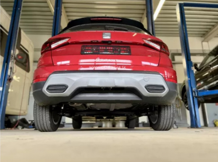Carlig remorcare Seat Arona dupa 2017 demontabil automat vertical marca Autohak [9]