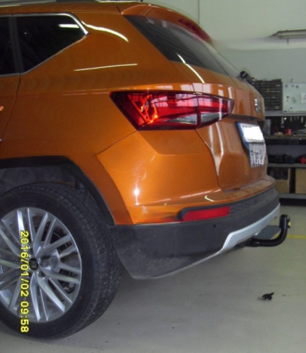 Carlig remorcare Seat Ateca dupa 2016 demontabil automat vertical marca Autohak [8]