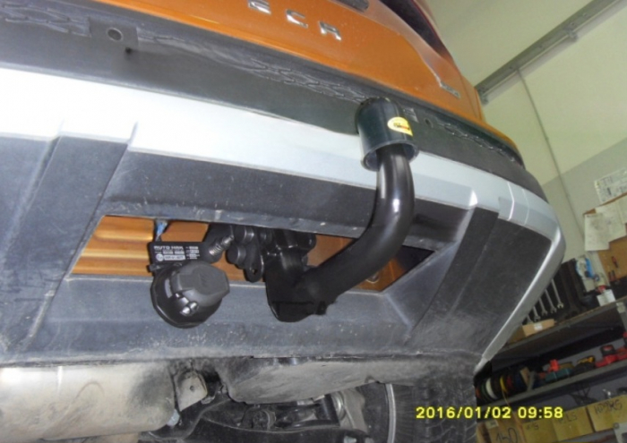Carlig remorcare Seat Ateca dupa 2016 demontabil automat vertical marca Autohak [7]