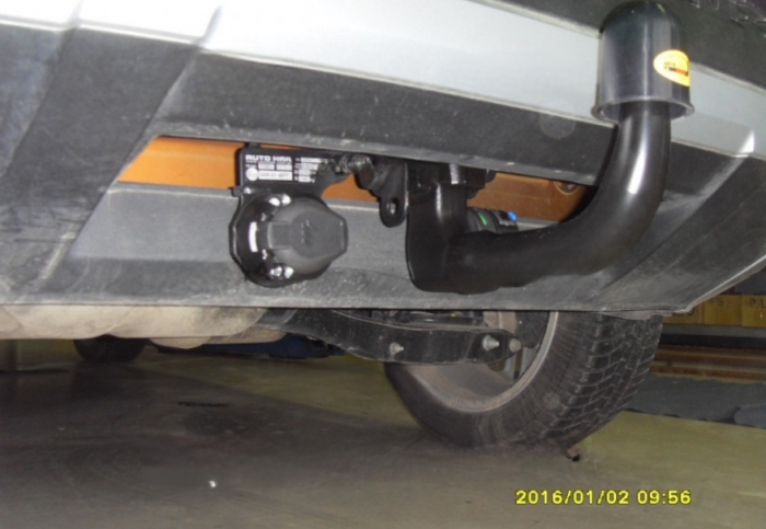 Carlig remorcare Seat Ateca dupa 2016 demontabil automat vertical marca Autohak [14]
