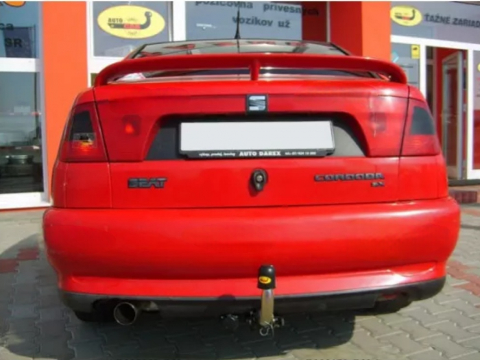 Carlig remorcare Seat Cordoba 4 usi 1996 - 2002 demontabil automat cu maneta [2]