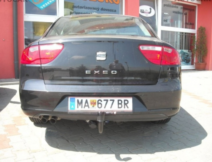 Carlig remorcare Seat Exeo 2008 - 2013 demontabil automat vertical marca Autohak [12]