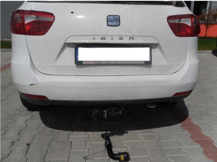 Carlig remorcare Seat Ibiza 2008 - 2017 demontabil automat cu maneta marca Autohak [5]