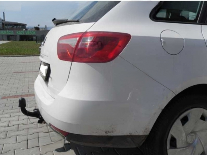 Carlig remorcare Seat Ibiza 2008 - 2017 demontabil automat cu maneta marca Autohak [2]