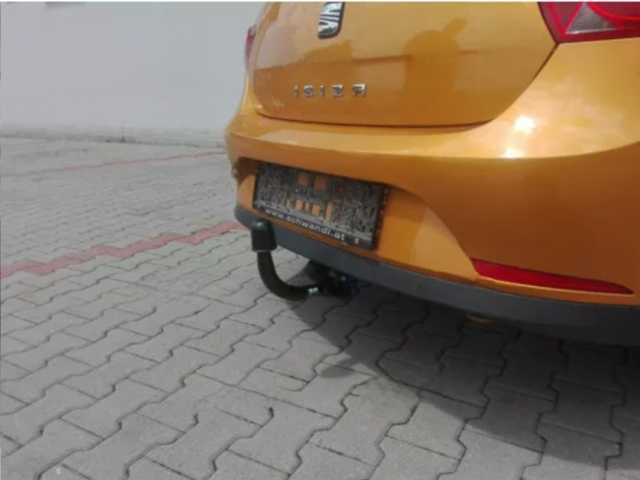 Carlig remorcare Seat Ibiza htb 2008 - 2017 demontabil automat vertical marca Autohak [5]