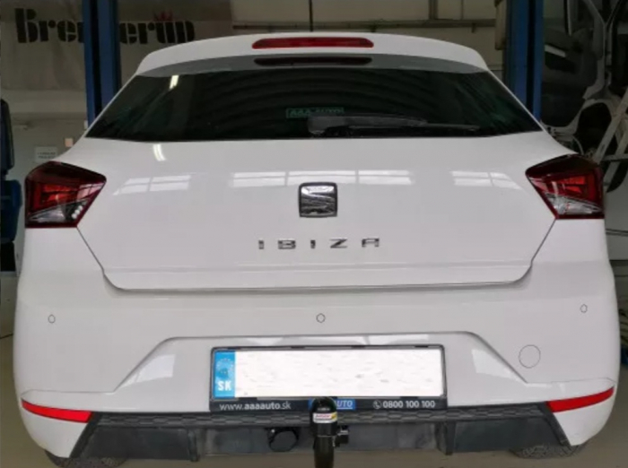 Carlig remorcare Seat Ibiza htb dupa 2017 demontabil automat vertical marca Autohak [5]