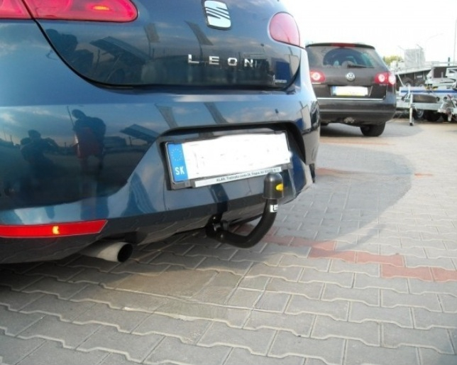Carlig remorcare Seat Leon 2005 - 2013 demontabil automat vertical marca Autohak [9]