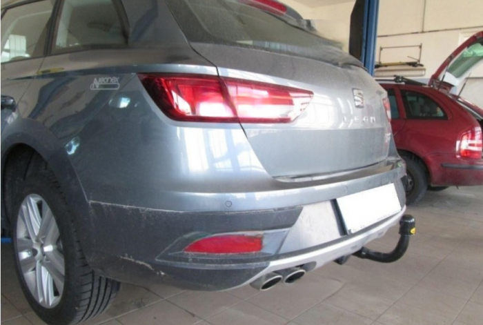 Carlig remorcare Seat Leon ST combi dupa 2013  demontabil automat vertical marca Autohak [7]