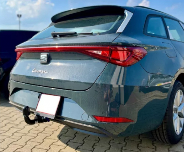 Carlig remorcare Seat Leon ST combi dupa 2020 demontabil automat vertical marca Autohak [6]