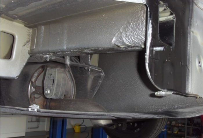 Carlig remorcare Seat Toledo 5 usi dupa 2013 demontabil automat cu maneta marca Autohak [18]