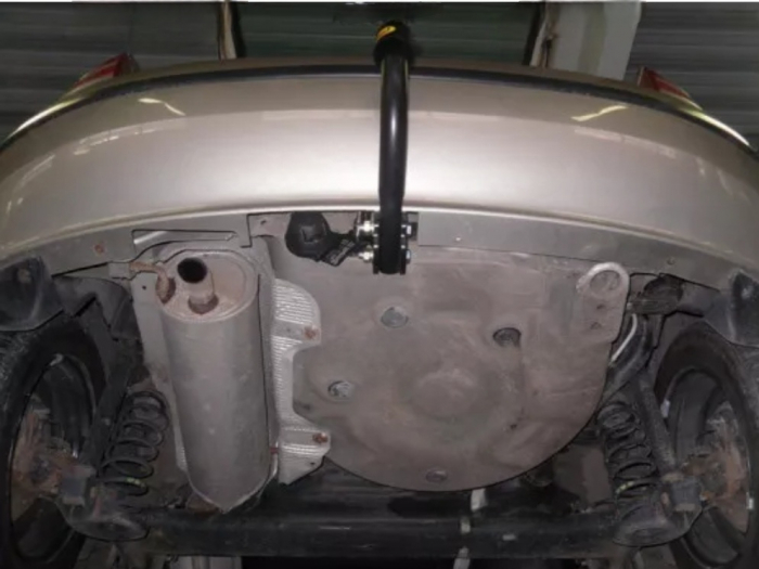 Carlig remorcare Skoda Fabia 5 usi 1999-2007 marca Autohak [6]