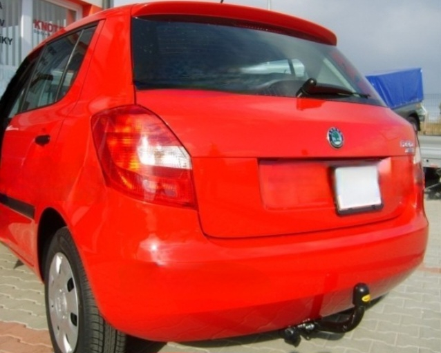 Carlig remorcare Skoda Fabia 5 usi 2006 - 2014 demontabil automat cu maneta marca Autohak [7]