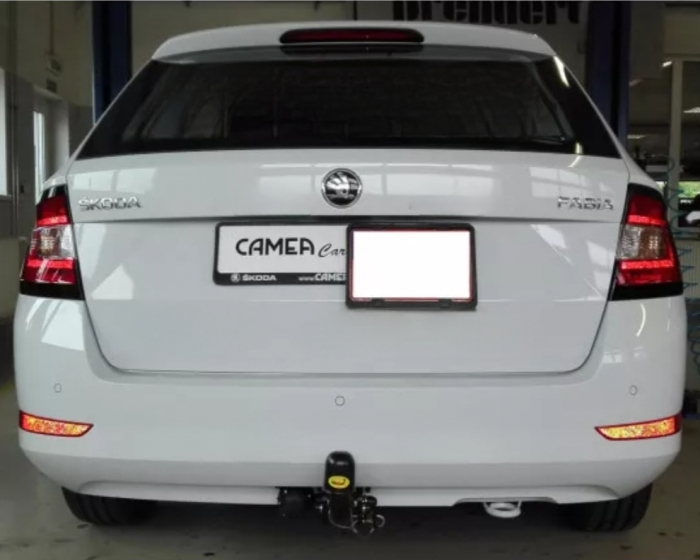Carlig remorcare Skoda Fabia combi dupa 2018 demontabil automat cu maneta marca Autohak [6]