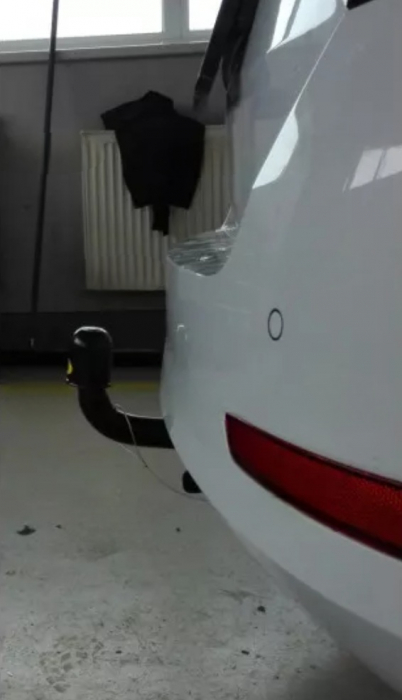 Carlig remorcare Skoda Fabia combi dupa 2018 demontabil automat cu maneta marca Autohak [8]