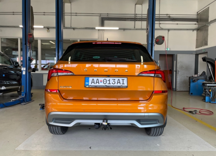 Carlig remorcare Skoda Kamiq dupa 08.2019 demontabil automat cu maneta marca Autohak [7]