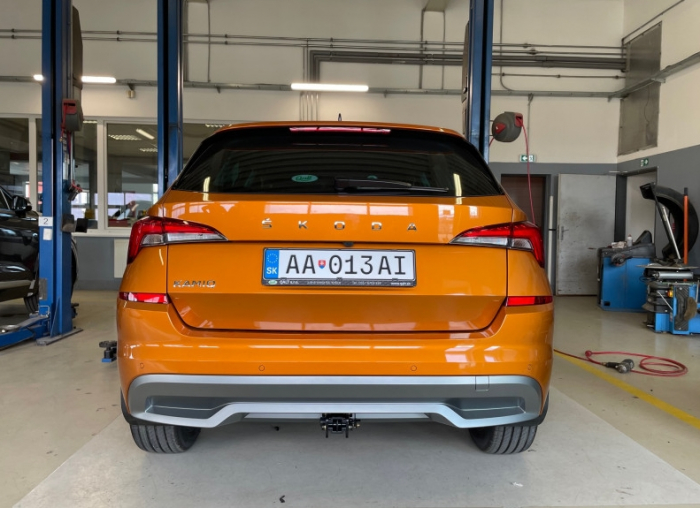 Carlig remorcare Skoda Kamiq dupa 08.2019 demontabil automat cu maneta marca Autohak [9]