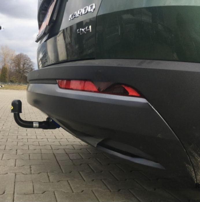 Carlig remorcare Skoda Karoq dupa 2017 demontabil automat vertical marca Autohak [5]