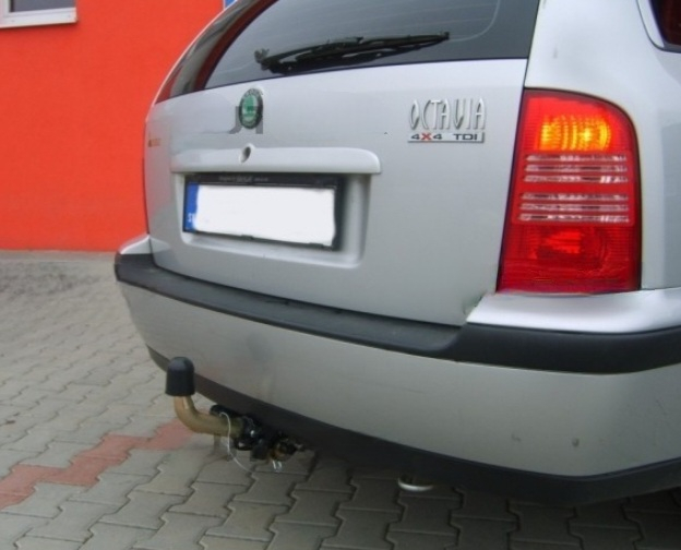 Carlig remorcare Skoda Octavia 1 4x4 1996 - 2010 demontabil automat cu maneta marca Autohak [7]