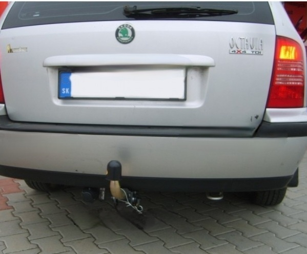 Carlig remorcare Skoda Octavia 1 4x4 1996 - 2010 demontabil automat cu maneta marca Autohak [6]