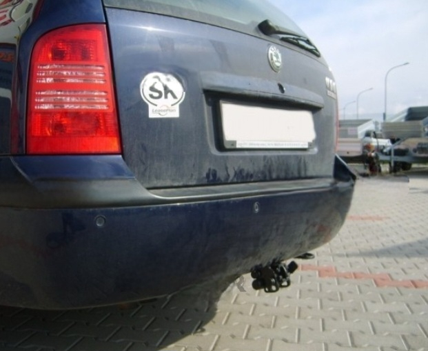Carlig remorcare Skoda Octavia 1 4x4 1996 - 2010 demontabil automat cu maneta marca Autohak [4]