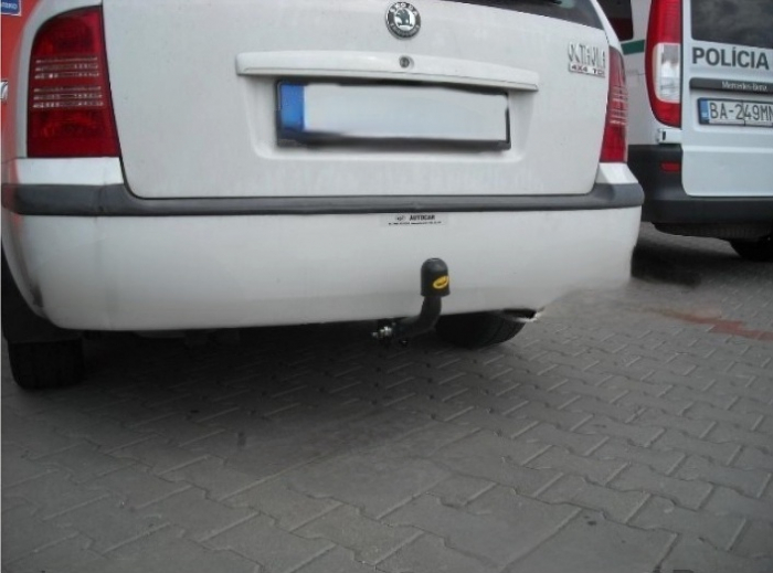 Carlig remorcare Skoda Octavia 1 4x4 fabricata intre 1996 - 2003 marca Autohak [4]
