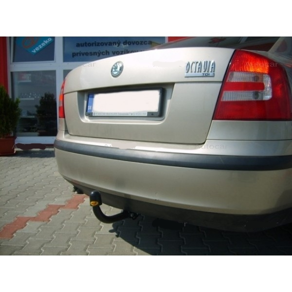 Carlig remorcare Skoda Octavia 2 dupa 2004 marca Autohak [4]