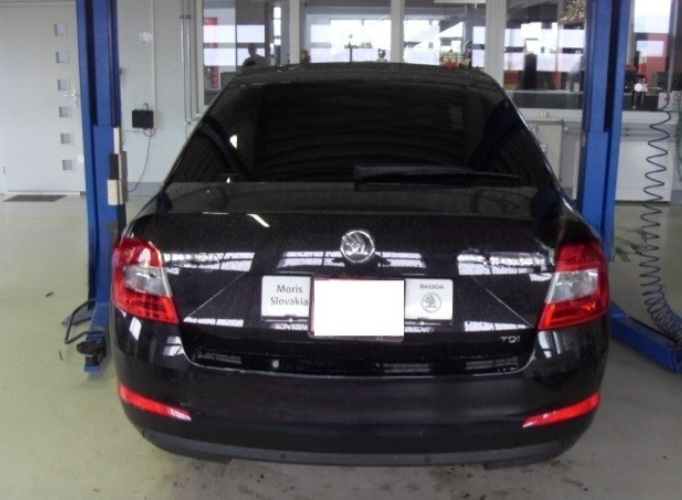 Carlig remorcare Skoda Octavia 3 2013 - 2019 demontabil automat vertical marca Autohak [6]