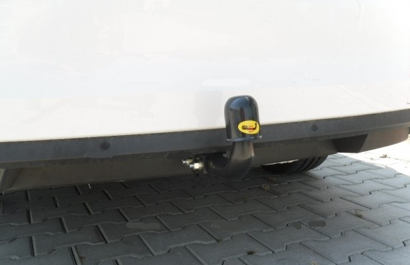 Carlig remorcare Skoda Octavia 3 fabricata dupa 2013 marca Autohak [5]
