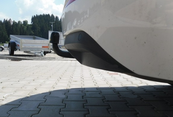 Carlig remorcare Skoda Octavia 3 fabricata dupa 2013 marca Autohak [4]