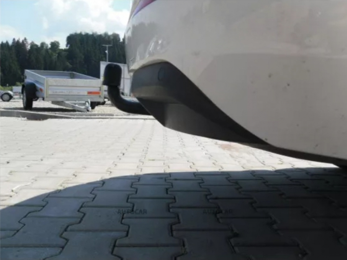 Carlig remorcare Skoda Octavia Scout 3 fabricata dupa 2013 marca Autohak [4]