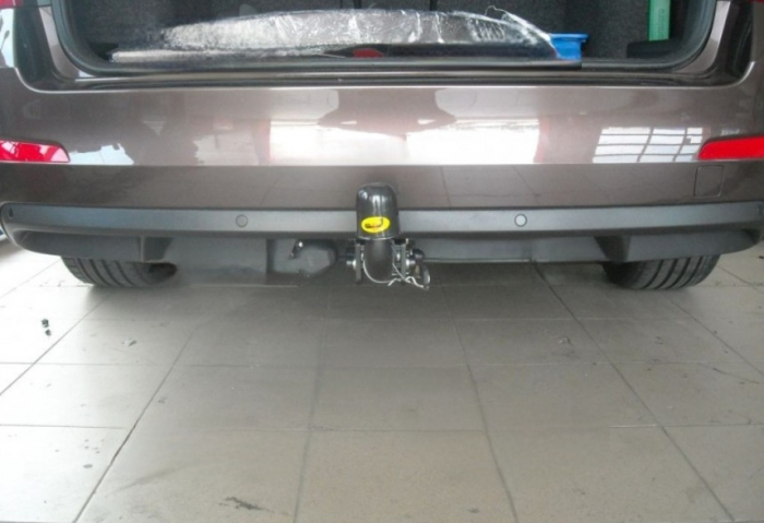 Carlig remorcare Skoda Rapid dupa 2012 demontabil automat cu maneta marca Autohak [6]