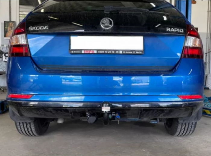 Carlig remorcare Skoda Rapid Spaceback dupa 2013 demontabil automat vertical marca Autohak [4]